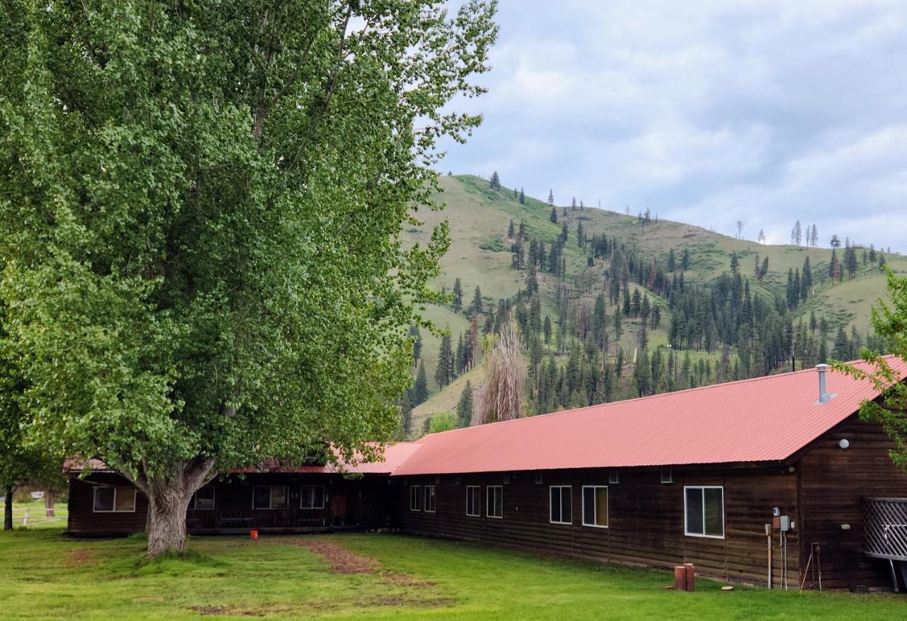 Southfork Lodge - Riverside Inn Lowman 외부 사진