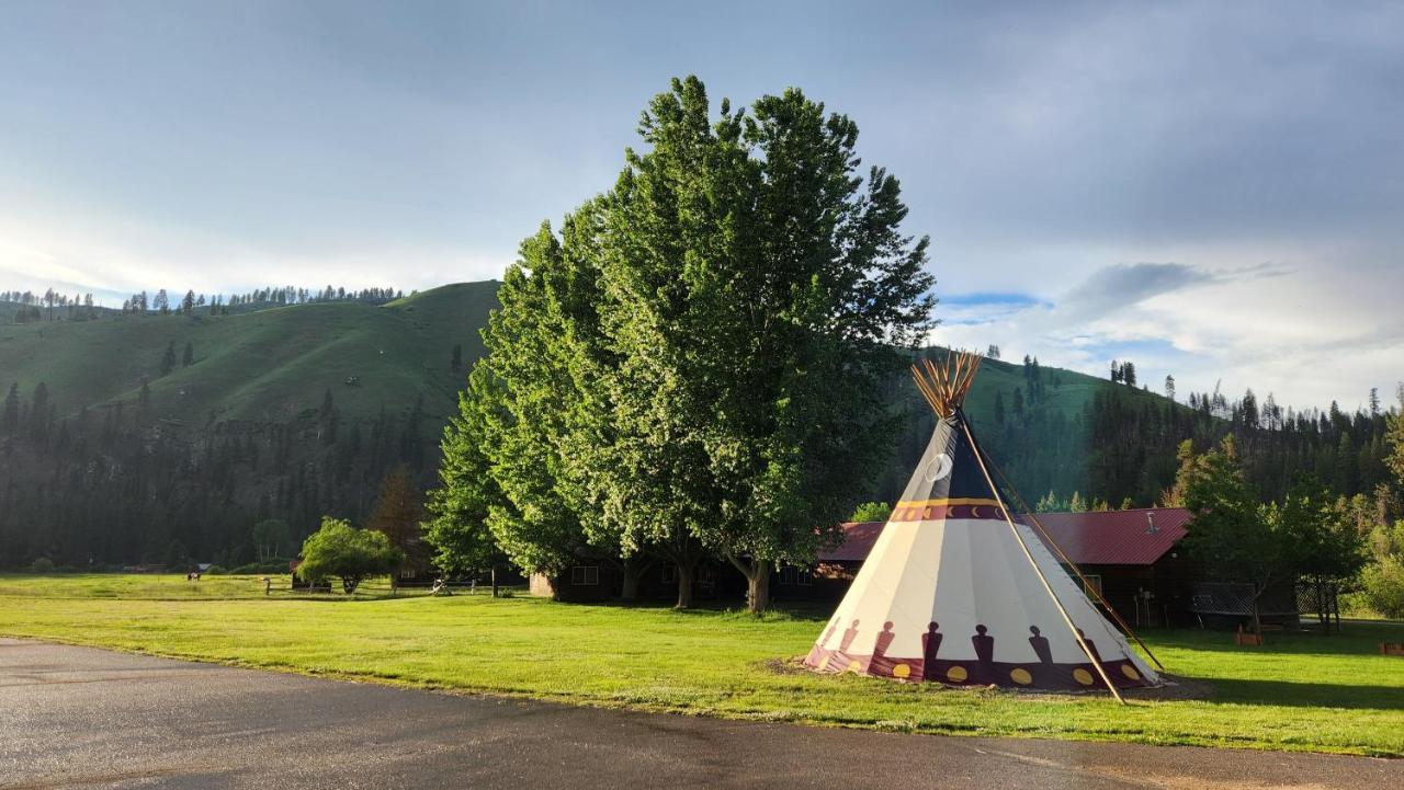 Southfork Lodge - Riverside Inn Lowman 외부 사진